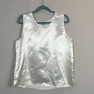 Vintage Maggie Sweet White Satin Sleeveless Top Large